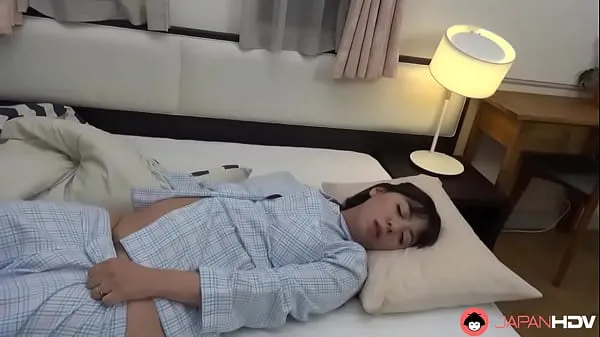 금지된 일본 미륵 계모가 부엌에서 양아들의 거대한 뾰족한 것을 깊게!